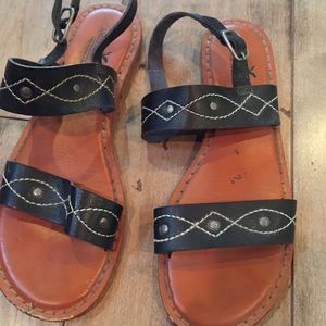 American Eagle sandals